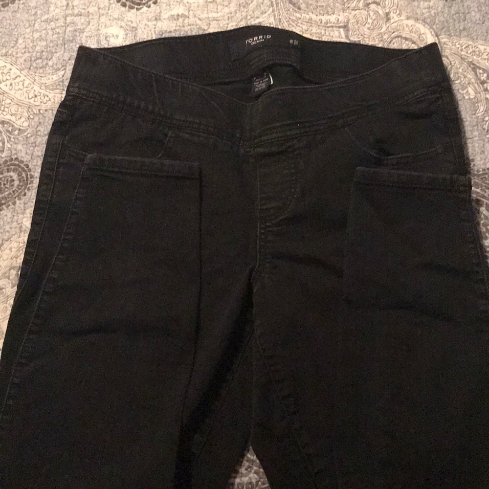 Torrid black jeans size 0